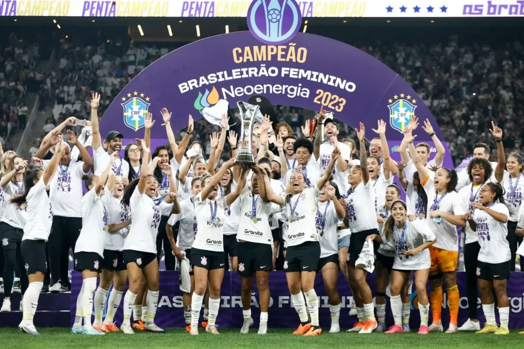 A agenda do futebol de mulheres conta com oito competições nacionais (Foto: Rodrigo Gazzanel/ Ag. Corinthians)