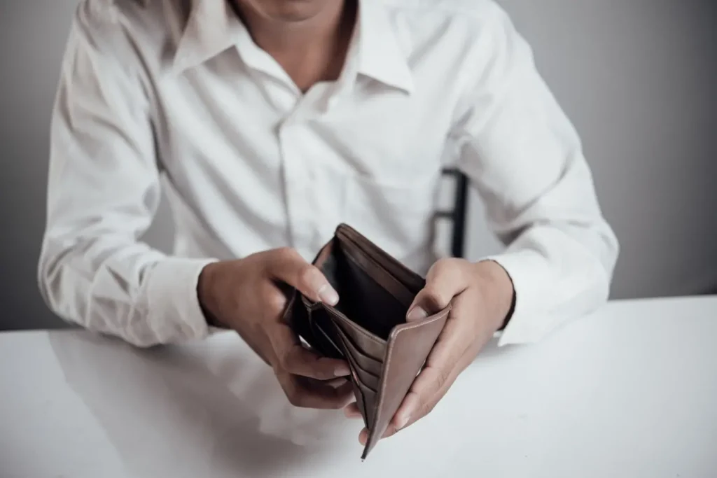 Gestores municipais demonstram expectativas divergentes para o próximo ano: 47,6% esperam melhorias financeiras, enquanto 46,7% não acreditam em um cenário positivo. | Foto: Freepik