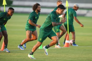 Fluminense teve quatro dias na Arábia Saudita para se preparar para as semifinais.  (Foto: MARCELO GONÇALVES / FLUMINENSE F.C.)