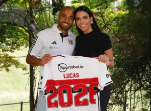 Lucas Moura renovou contrato com São Paulo até 2026 (Foto: Divulgação)