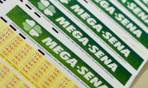 Números sorteados foram 04-07-16-35-46-54. | Foto: Agência Brasil