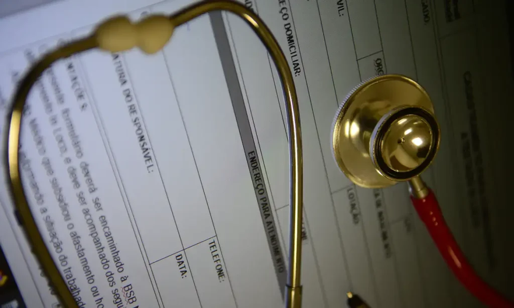 Contratos de assistência médica perdem 11 mil beneficiários no período. | Foto: Agência Brasil
