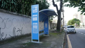 Um dos 31 novos pontos de ônibus para ser inaugurado neste fim de abril | Foto: Divulgação/Secom