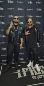 Em uma época em que o rap sofria discriminação expressiva, até da própria periferia, nascia a dupla que já conta com uma carreira extensa, a Tribo em outros tempos tinha | Foto: Reprodução/Instagram