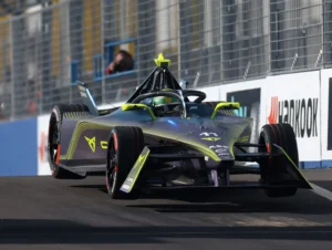 MARCH 30: Lucas di Grassi, ABT CUPRA Formula E Team, M9Electro, gets some air during the Tokyo ePrix on Saturday March 30, 2024. (Photo by Alastair Staley / LAT Images)