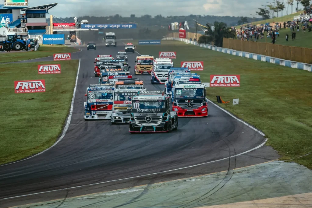 A terceira etapa da temporada 2024 da Copa Truck está marcada para Londrina, no Paraná, e será disputada em 12 de maio | Foto: Beto Correa
