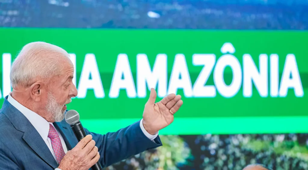 Recursos do Fundo Amazônia e do Floresta+ serão destinados até 2027, em iniciativa que busca alcançar a meta de desflorestamento ilegal zero até 2030 | Foto: Ricardo Stuckert/PR