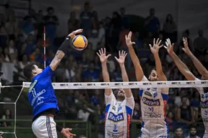 Fora de casa, o Campinas conseguiu derrotar o atual campeão do torneio, Cruzeiro (Foto: Agência i7/Sada Cruzeiro)