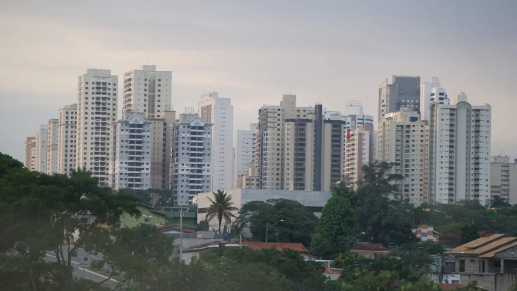 Goiás continua com a predominância de Sol nesta sexta-feira (26), e, devido a isso, as temperaturas máximas em elevação podem chegar até aos 32°C | Foto: Leandro Braz / O hoje