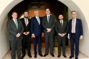 Governador se reuniu com Rodrigo Pacheco, em Brasília, para apresentar proposta de indexação de dívida dos estados. | Foto: Cristiano Borges