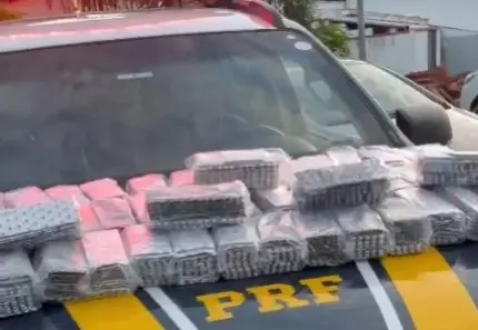 Caminhoneiro é preso com cerca de 50 mil comprimidos de rebite em Uruaçu