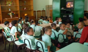 Dados do IBGE foram divulgados pela organização Todos pela Educação. | Foto: Agência Brasil