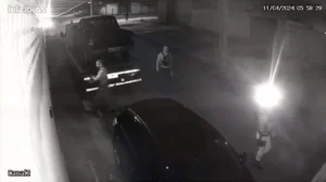 O equívoco ocorreu na Av.Joel Alencastro Veiga, quando agentes da Deic tentavam cumprir mandados de busca e apreensão | Foto: Reprodução