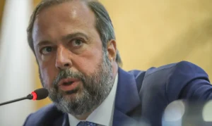 Silveira defende renovação das concessões para garantir investimentos. | Foto: Agência Brasil