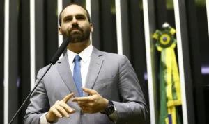 Deputado federal argumenta que é preciso respeitar a Constituição em meio a debates acalorados na Comissão de Constituição e Justiça (CCJ) | Foto: Marcelo Camargo/Agência Brasil