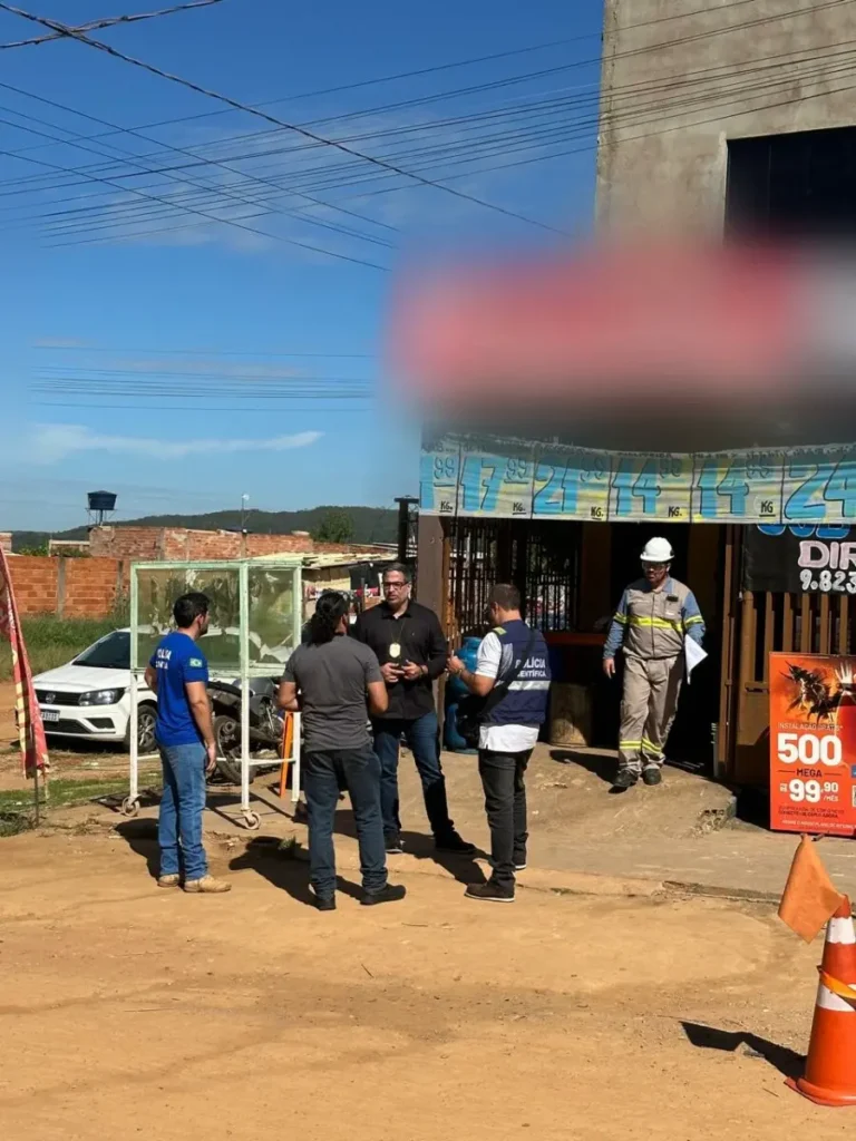 O responsável pelo imóvel e o dono do estabelecimento foram levados à delegacia I Foto: Divulgação/PCGO