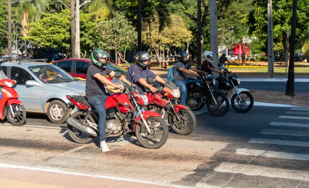 Grande parcela das vítimas de acidentes de motociclistas são homens entre 20 a 50 anos | Foto: Leandro Braz/O HOJE