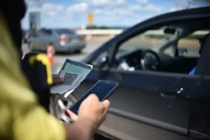Na maioria dos casos, motoristas são pegos embriagados e tem a CNH restringida além da aplicação de multa | Foto: Thais Teixeira/O HOJE