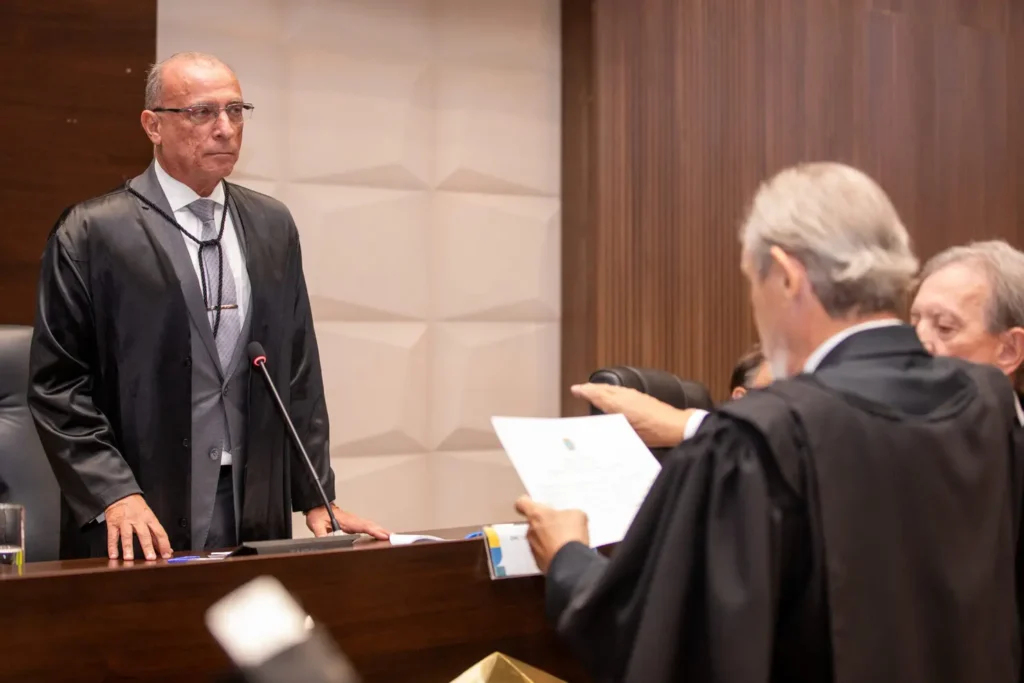 Para o biênio 2024/2026, também tomou posse o desembargador Ivo Fávaro, que trabalhará na vice-presidência | Foto: Divulgação/TJ-GO