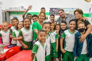 A Prefeitura de Camaragibe, na Região Metropolitana de Recife (PE), abriu um novo concurso público com remunerações que chegam a R$ 4.499,39 | Foto: Victor Patricio