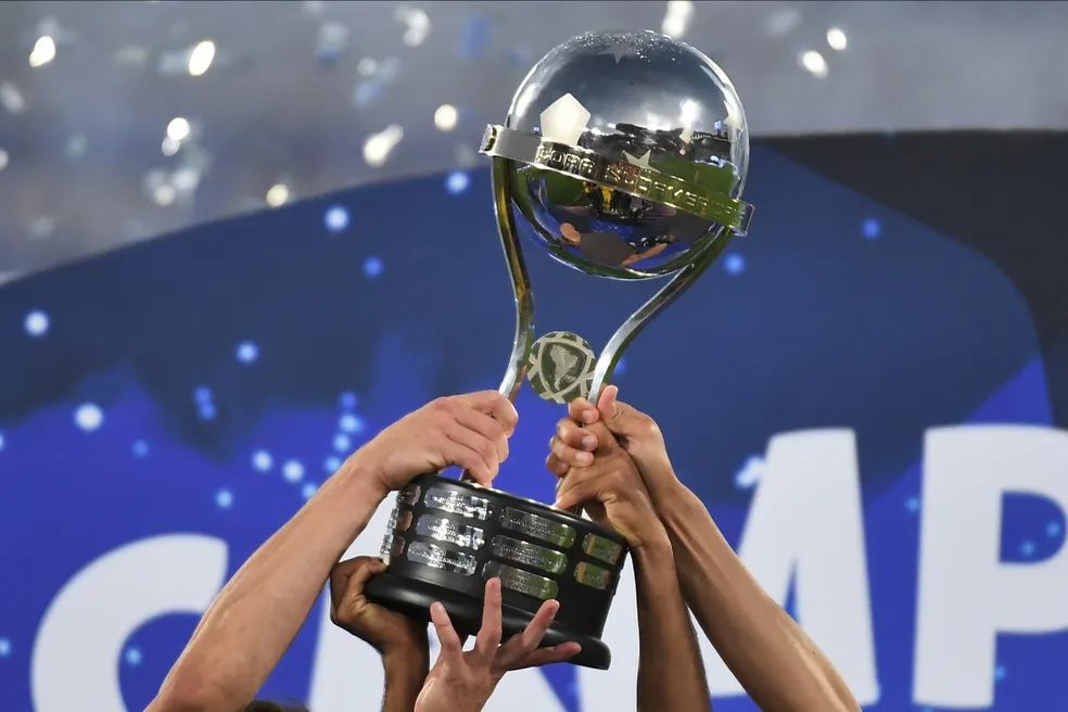 A segunda equipe brasileira a entrar em campo pela Sul-Americana é o Internacional | Foto: Divulgação / CONMEBOL