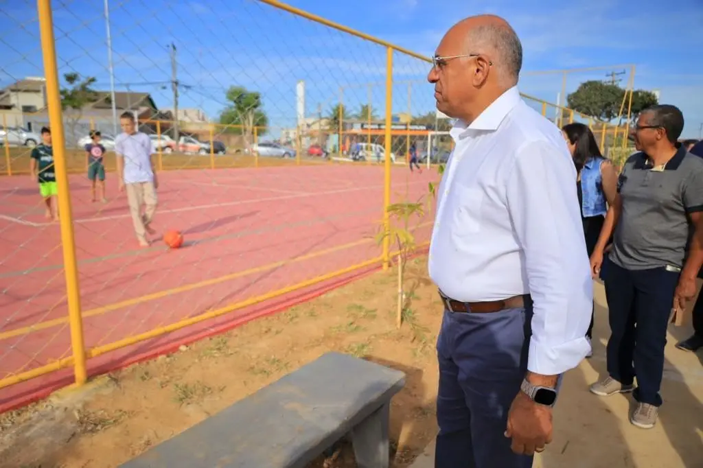 Agora, filiado ao Solidariedade, Cruz tem um mundo todo para enfrentar rumo à conquista de mais quatro anos sentado na cadeira mais respeitada no feio prédio do Paço Municipal erguido no cerrado do Park Lozandes | Foto: Reprodução