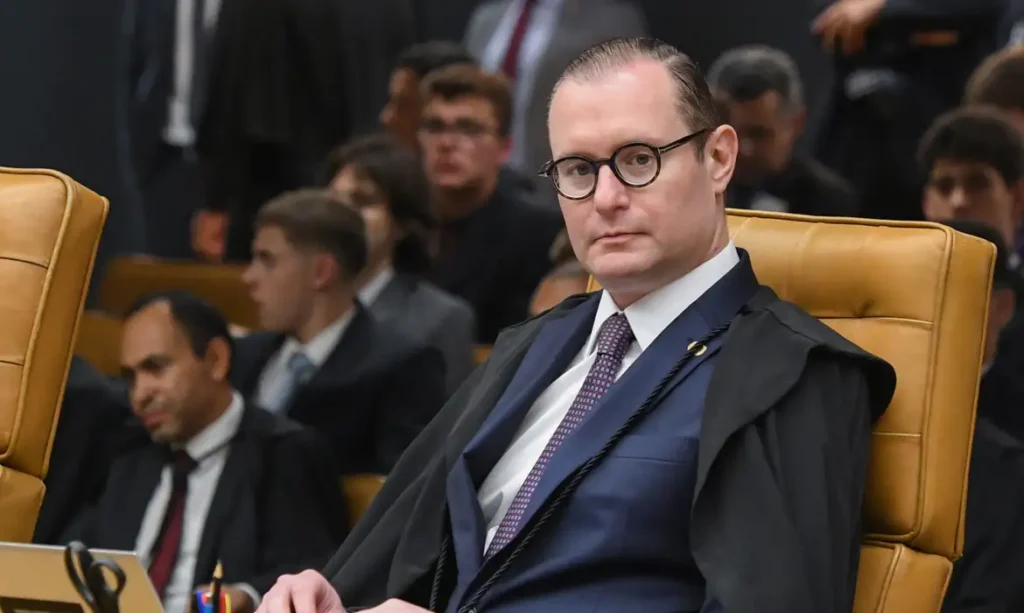 STF proíbe punição a médicos por aborto após 22 semanas