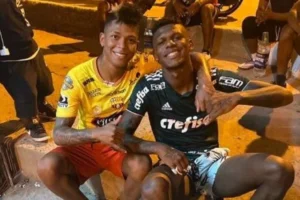 Jogador foi punido depois de ter foto exposta e gerar irritação entre torcedores do São Paulo