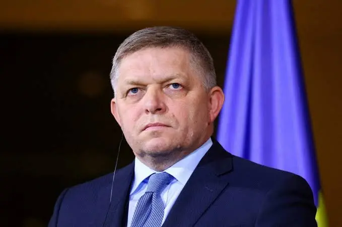O ministro da Defesa, Robert Kalinak, declarou que o ataque teve motivação política, destacando a gravidade do incidente | Foto: Reprodução