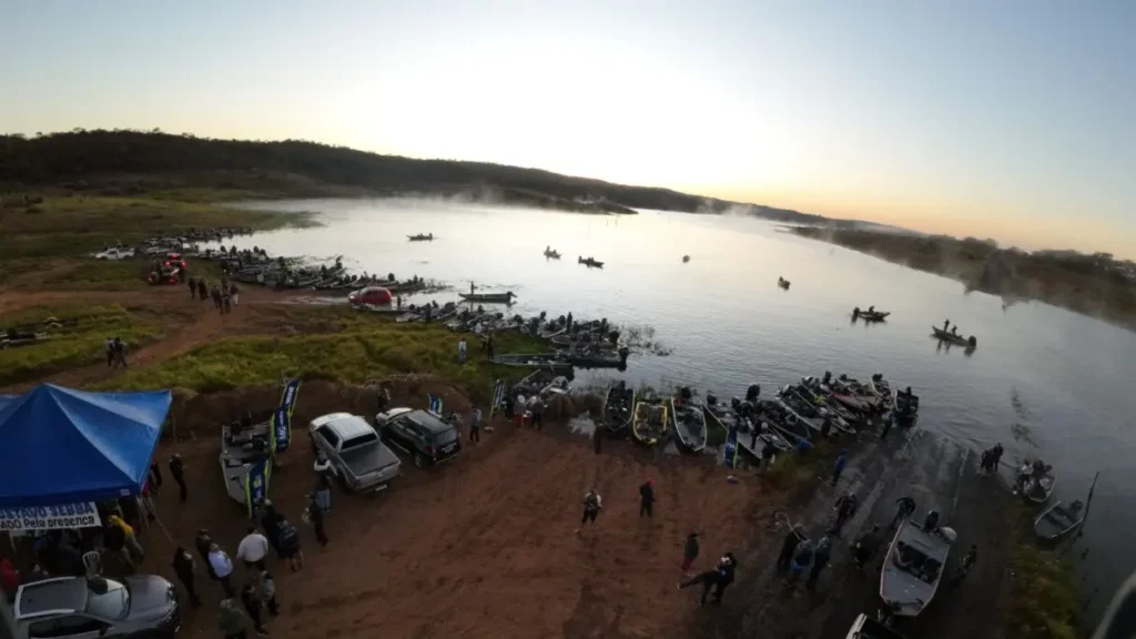 Lago da Serra do Facão, em Catalão, recebe quase 400 pescadores, neste sábado (25) | Foto: Goiás Turismo