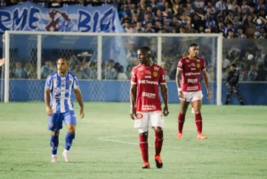 O técnico Márcio Fernandes foi demitido após a goleada. (Foto: Fernando Brito/VNFC)