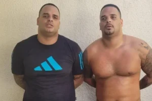 Irmãos foram presos após denúncia de testemunhas. (Foto: Divulgação/ Polícia Civil)