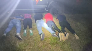 Polícia prendeu oito homens e duas mulheres de uma quadrilha paulista especializada em furtos de alto valor | Foto: Divulgação/PM