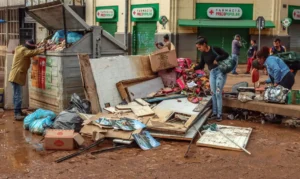 Ainda estão fora de casa 654,1 mil pessoas. | Foto: Agência Brasil