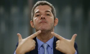 Presidente do Detran Delegado Waldir Soares já foi deputado federal. (Foto: Divulgação)