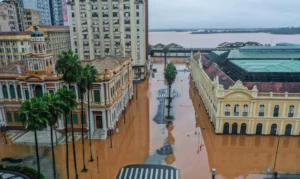 A concessionária orienta os passageiros com voos agendados busquem contato direto com suas respectivas companhias aéreas para obter informações atualizadas sobre o status dos voos e alternativas de remarcação ou cancelamento | Foto: Gilvan Rocha/Agência Brasil