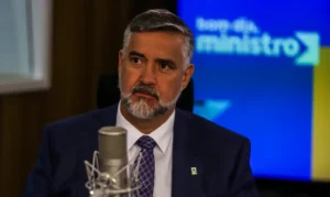 Paulo Pimenta, da Secom, afirmou que o foco é o resgate de vítimas. | Foto: Agência Brasil