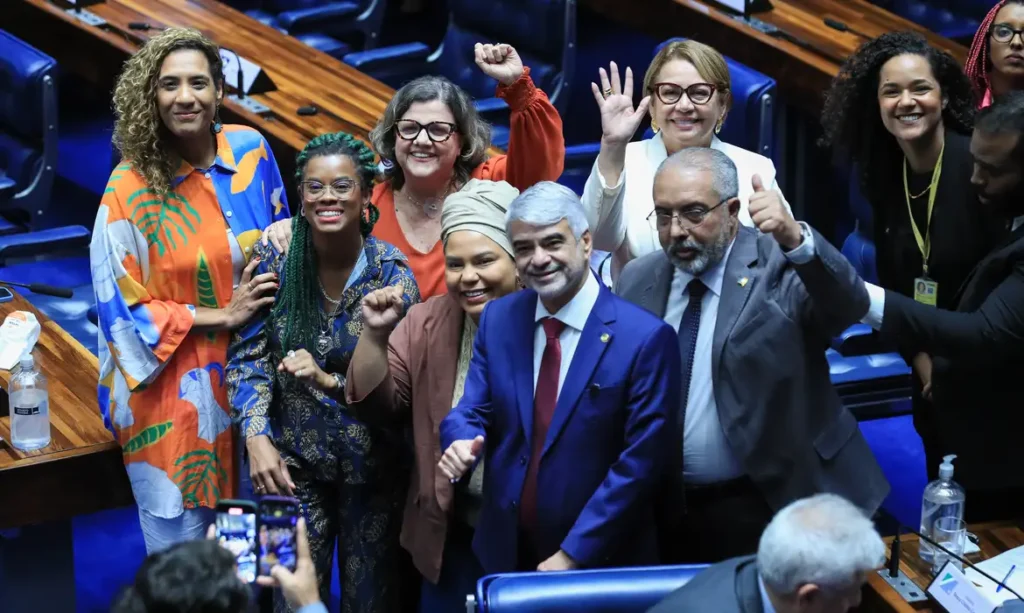 Texto precisa ser aprovado pelos deputados federais até junho. | Foto: Senado