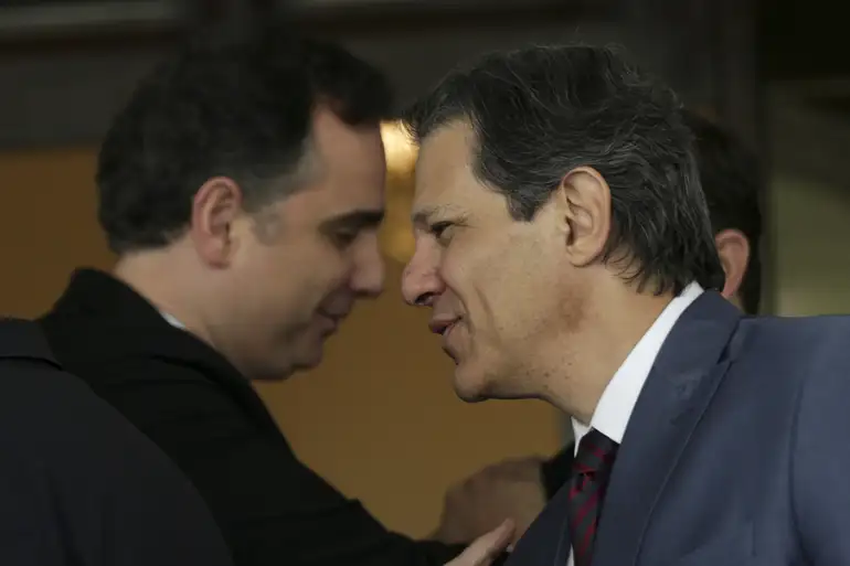 Relator diz que o acordo sobre reoneração da folha está “mais próximo do que longe”