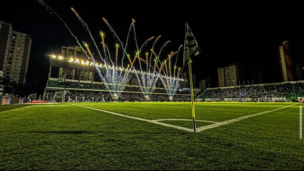 Goiás e Botafogo-SP: horário, arbitragem e onde assistir