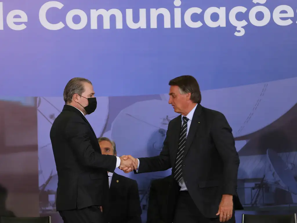 |Defesa de Bolsonaro vê pedido de recurso negado por Dias Toffoli por propaganda irregular