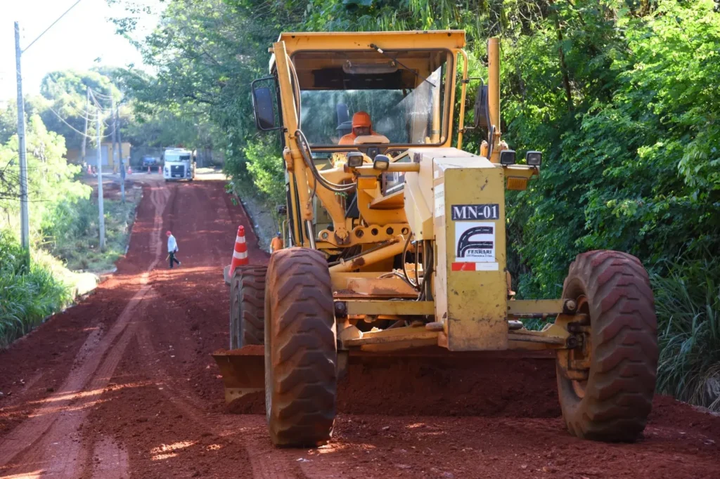 Programa inclui a pavimentação de 17 setores, construção de bueiros e eixos estruturantes | Foto: Jhonney Macena