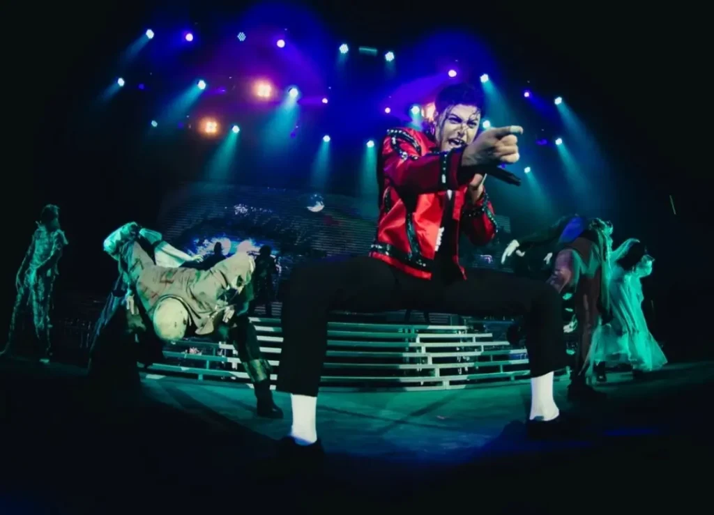 Com uma carreira de sucesso internacional, Rodrigo Teaser vem conquistando fãs ao redor do mundo com sua capacidade de recriar os movimentos, a voz e a essência de Michael Jackson | Foto: Divulgação