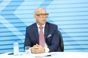 Secretário de Economia fala projeções para saúde e educação