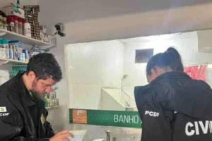 A operação resultou na prisão em flagrante de um médico veterinário de 30 anos acusado de adquirir e distribuir a substância ilegalmente | Foto: PCDF