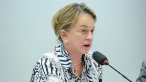 Ainda sobre a troca de Vilmar, ela declarou que "para mim, foi altamente desrespeitoso e desleal. Conversamos muito com o prefeito e falamos que ele tinha que estar em um partido que ele confiasse | Foto: Reprodução