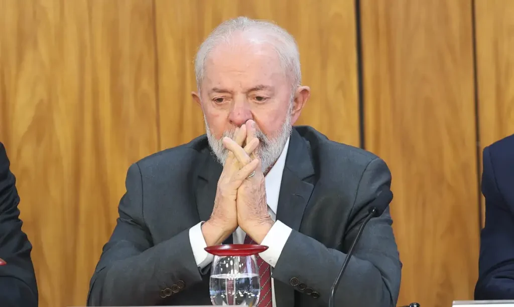 Lula também questionou a autonomia do Banco Central, alegando que, durante seus mandatos, os presidentes tinham influência na gestão do Copom | Foto: Valter Campanato/Agência Brasil