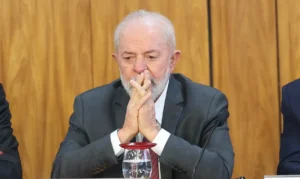Lula também questionou a autonomia do Banco Central, alegando que, durante seus mandatos, os presidentes tinham influência na gestão do Copom | Foto: Valter Campanato/Agência Brasil