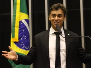 Nikolas Ferreira quer criação de grupo para discutir greve educacional