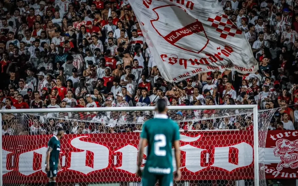 Na tabela da Série B 2024, apenas um ponto separa as duas equipes | Foto: Divulgação